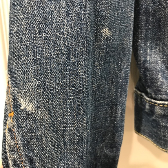 Levi’s Jean Jacket - Picture 13 of 13